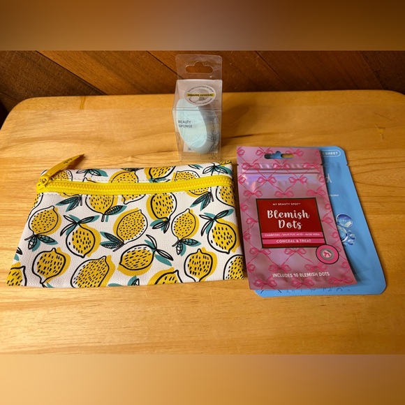 ipsy Handbags - IPSY Lemon Makeup Bag + Skincare Beauty Bundle